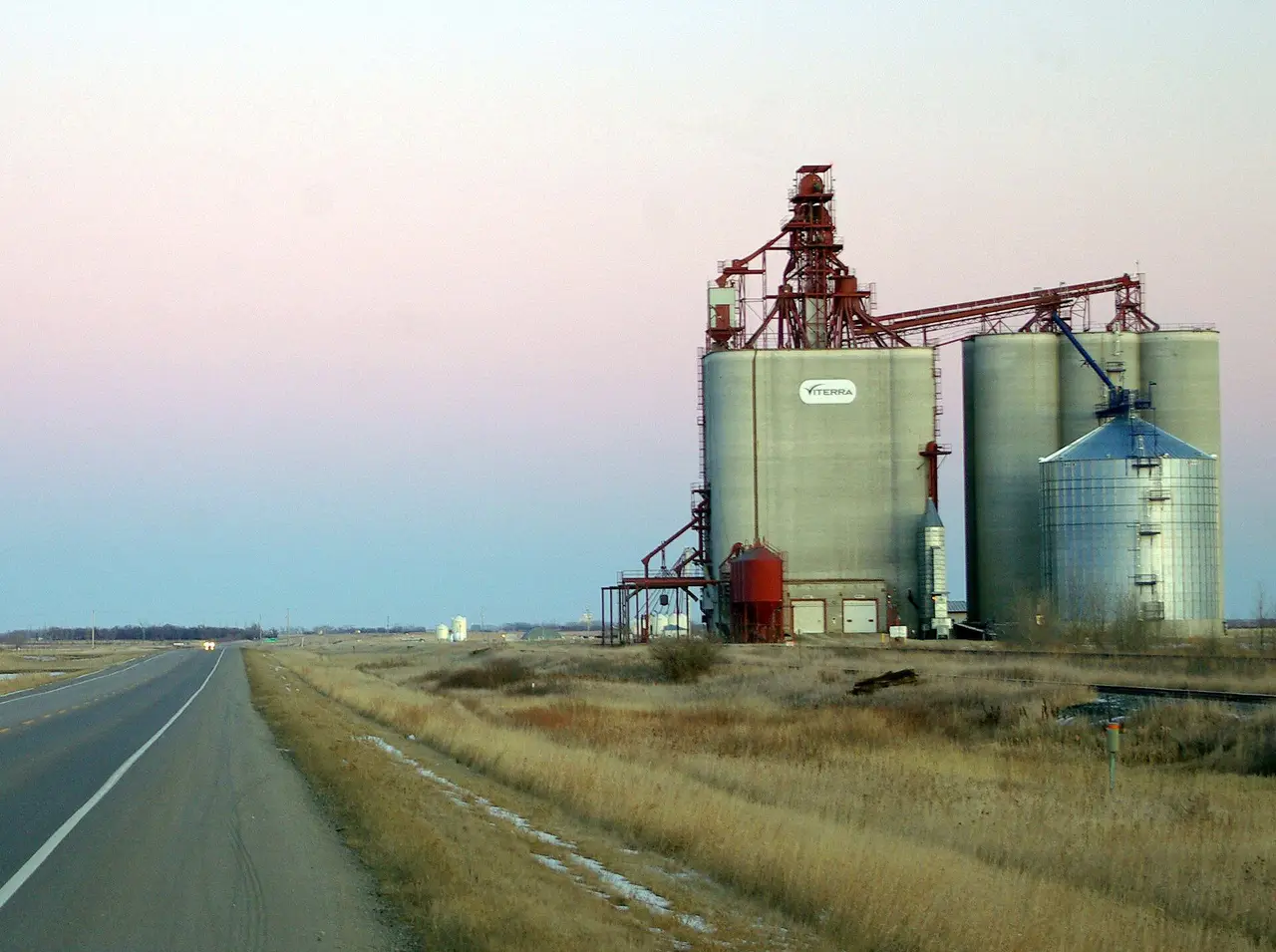 Viterra grain terminal beside Highway 18, 2011